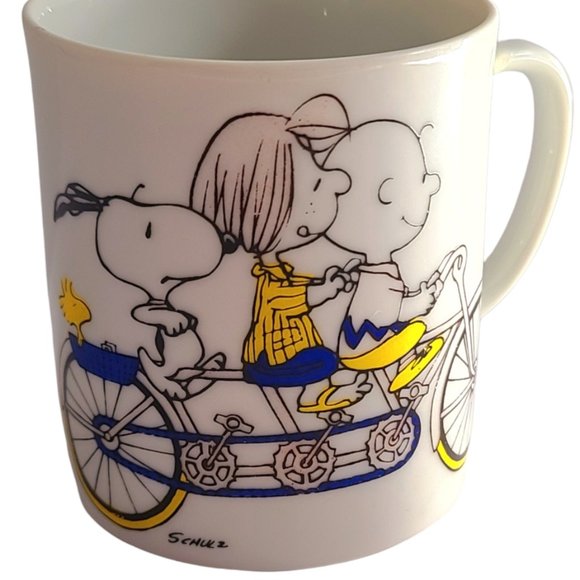 Vintage Ceramic Peanuts Character Mug - Picture 4 of 6